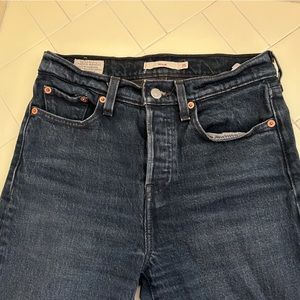 Levi’s Black Wedgie Icon Jeans size 25